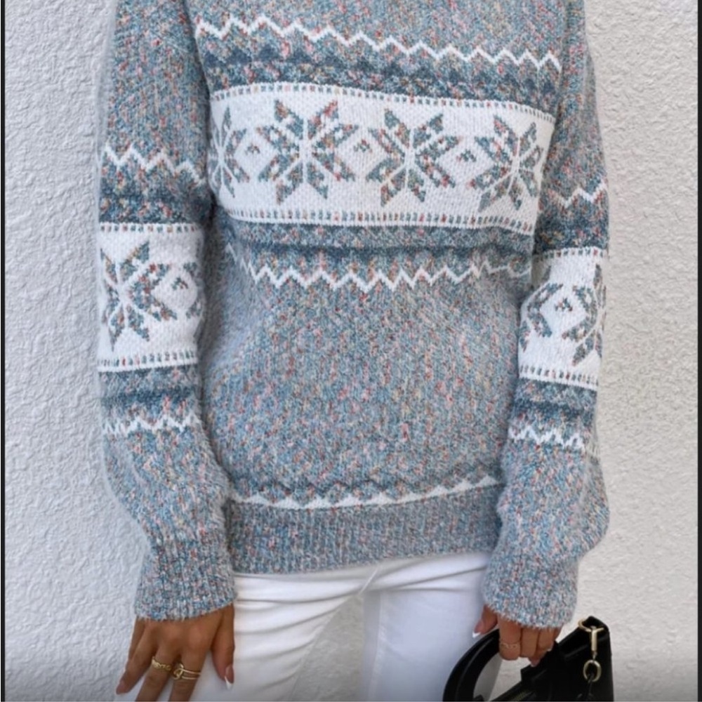 * Snowflake Pattern Mock Neck Sweater - image 3